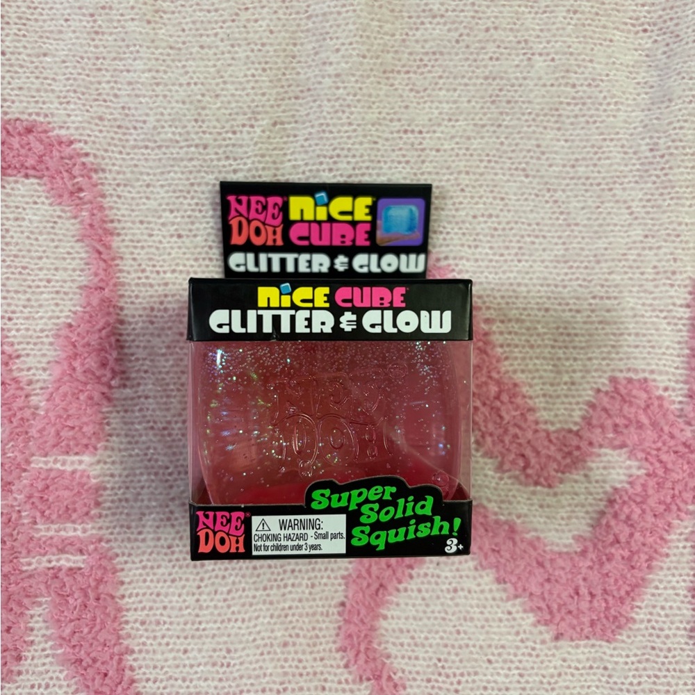 NeeDoh Glitter & Glow Nice Cube Super Solid Squish Pink
